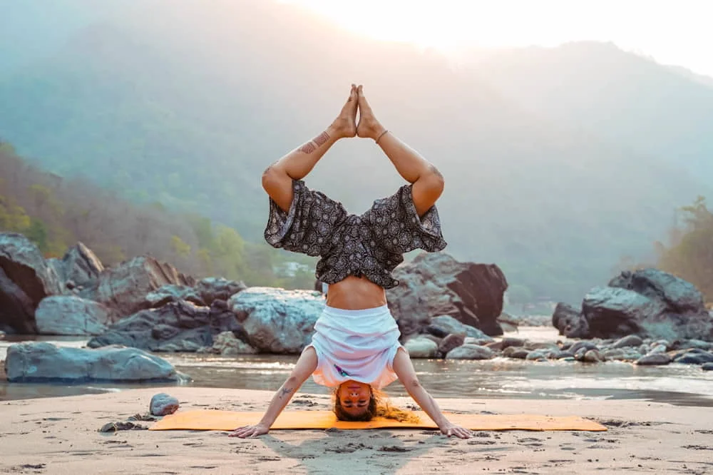 200 hour yoga ttc in rishikesh india - mira yogashala